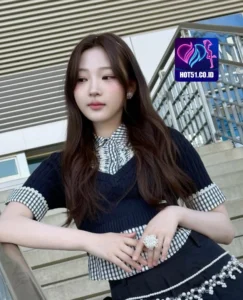 Adrian Brooks HOT51.CO.ID