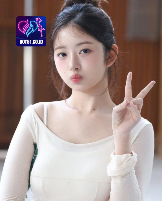 Ashley Ford HOT51.CO.ID