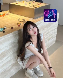 Beverly Fowler HOT51.CO.ID