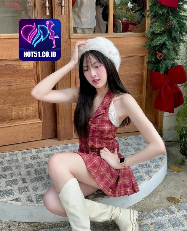 Elizabeth Turner HOT51.CO.ID