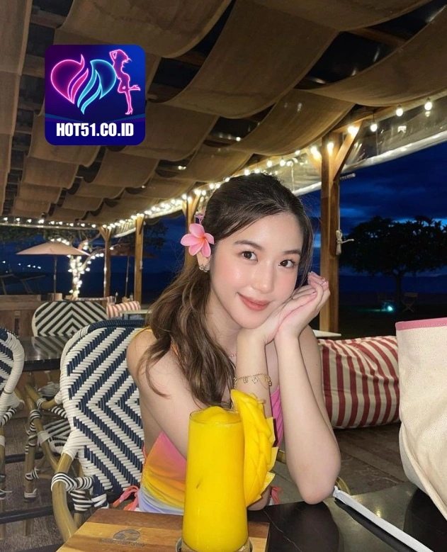 Eloise Carter HOT51.CO.ID