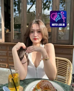 Eloise Carter HOT51.CO.ID