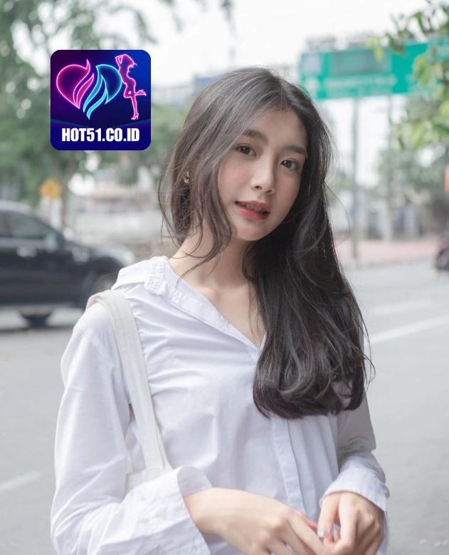 Emery Davis HOT51.CO.ID