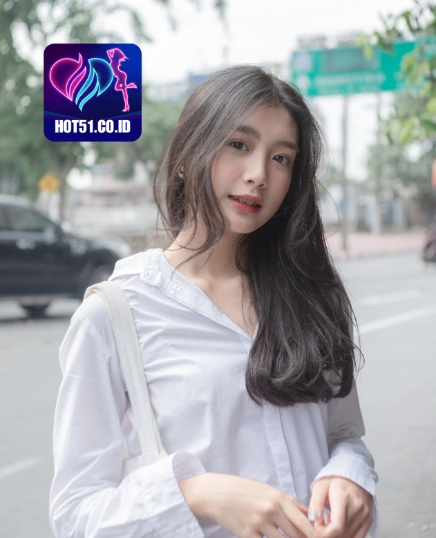 Emery Davis HOT51.CO.ID