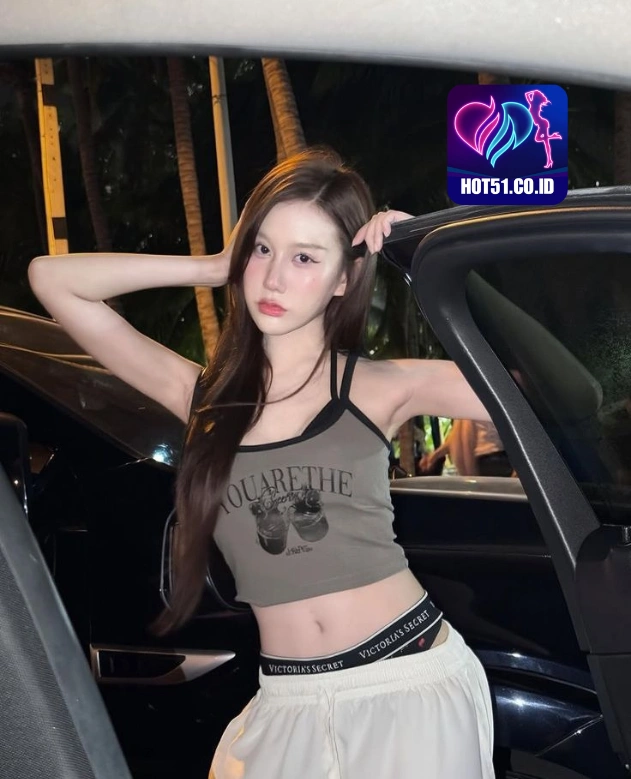 Emily Carr HOT51.CO.ID