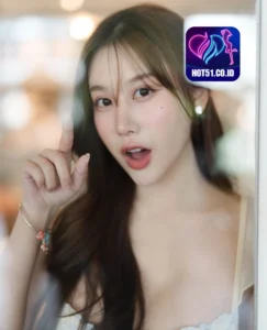 Emily Watson HOT51.CO.ID