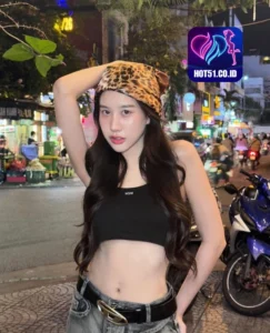 Evelyn Rhodes HOT51.CO.ID