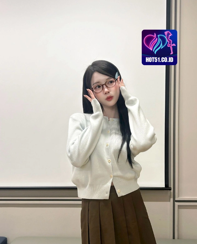 Fira Maharani HOT51.CO.ID