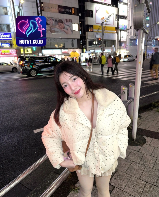 Grace Parsons HOT51.CO.ID