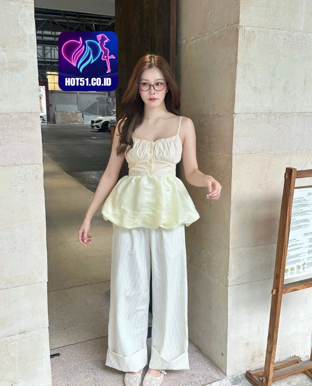 Grant Hughes HOT51.CO.ID