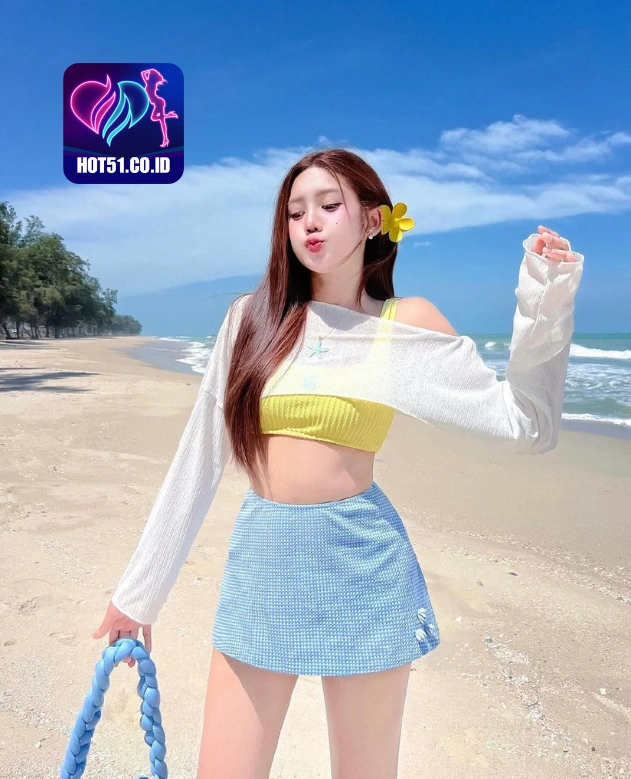 Hazel Barton HOT51.CO.ID