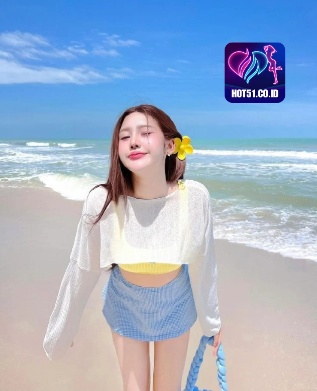 Hazel Barton HOT51.CO.ID