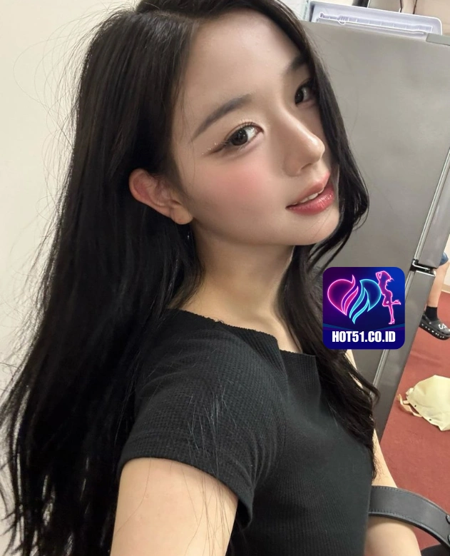 Miles Douglas HOT51.CO.ID