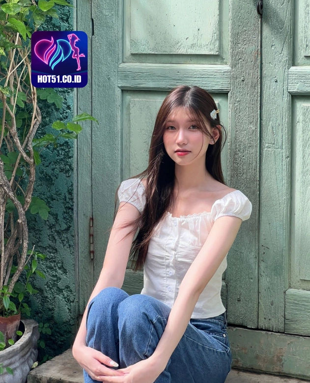 Owen Simmons HOT51.CO.ID