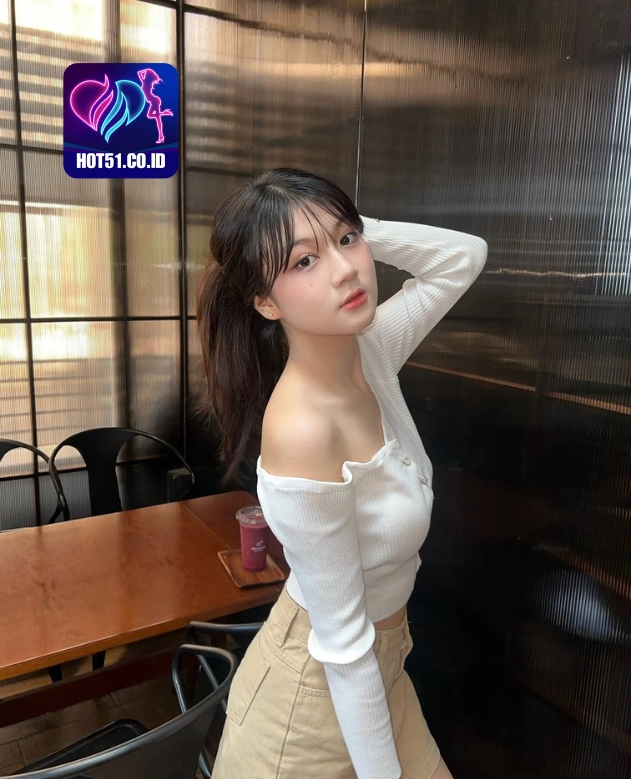 Rose Mitchell HOT51.CO.ID