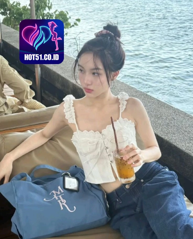 Audrey Wells HOT51.CO.ID