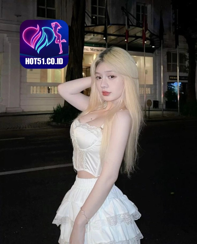 Blaine Parker HOT51.CO.ID