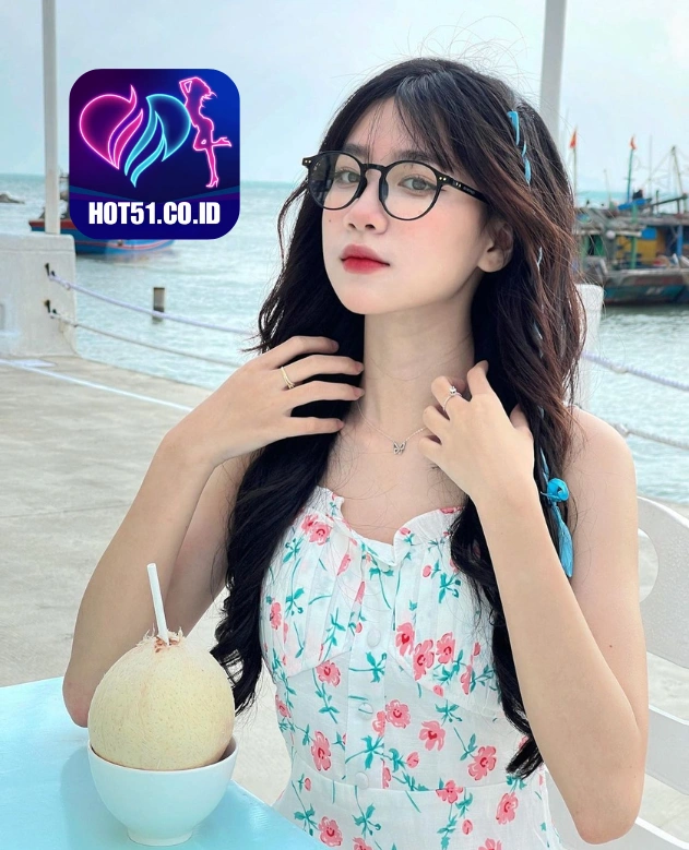 Callie Hayes HOT51.CO.ID