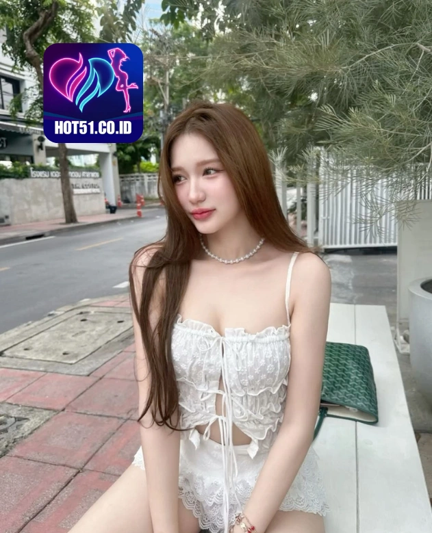 Clara Crawford HOT51.CO.ID