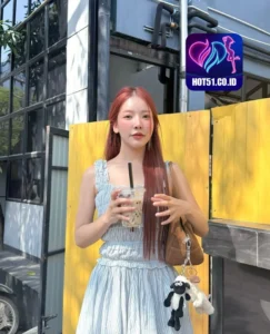 Danielle Crawford HOT51.CO.ID