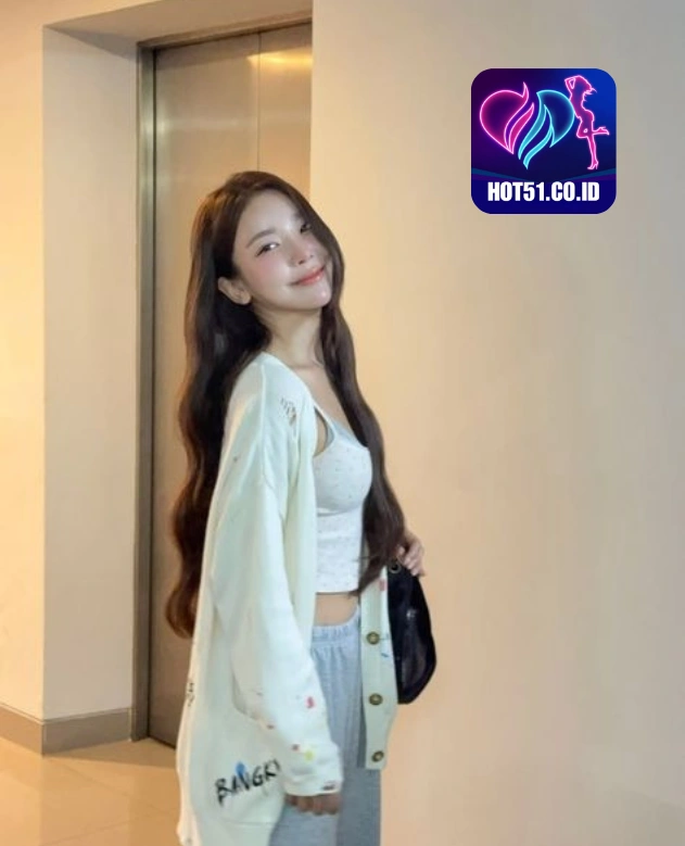 Daphne Hart HOT51.CO.ID