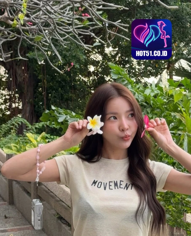 David Wallace HOT51.CO.ID