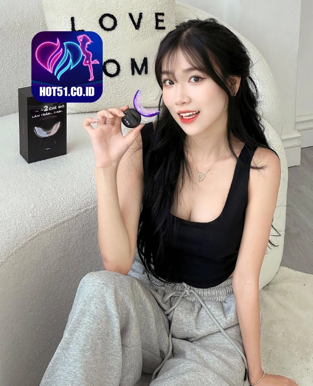 Dominic Michael HOT51.CO.ID