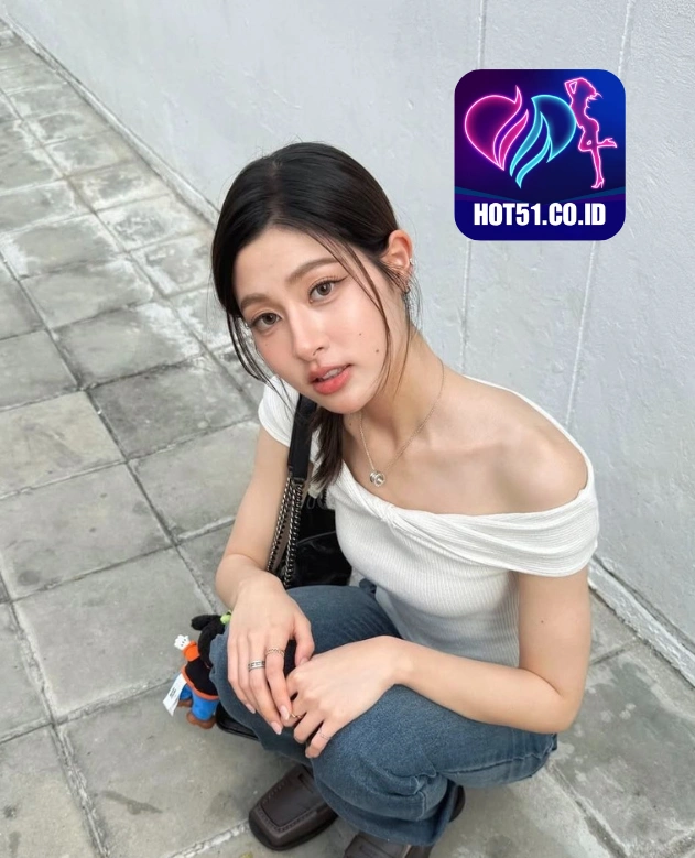 Eleanor Bishop HOT51.CO.ID