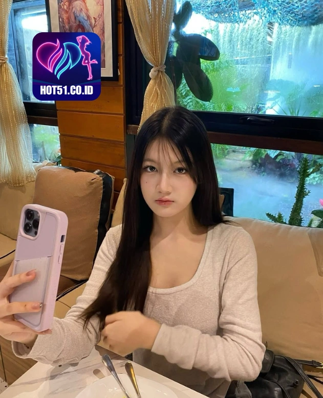 Elliot Brooks HOT51.CO.ID