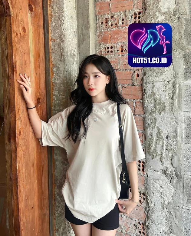 Emilia Matthews HOT51.CO.ID