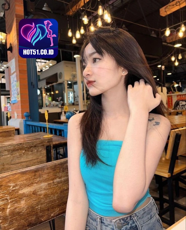 Emily Hayes HOT51.CO.ID