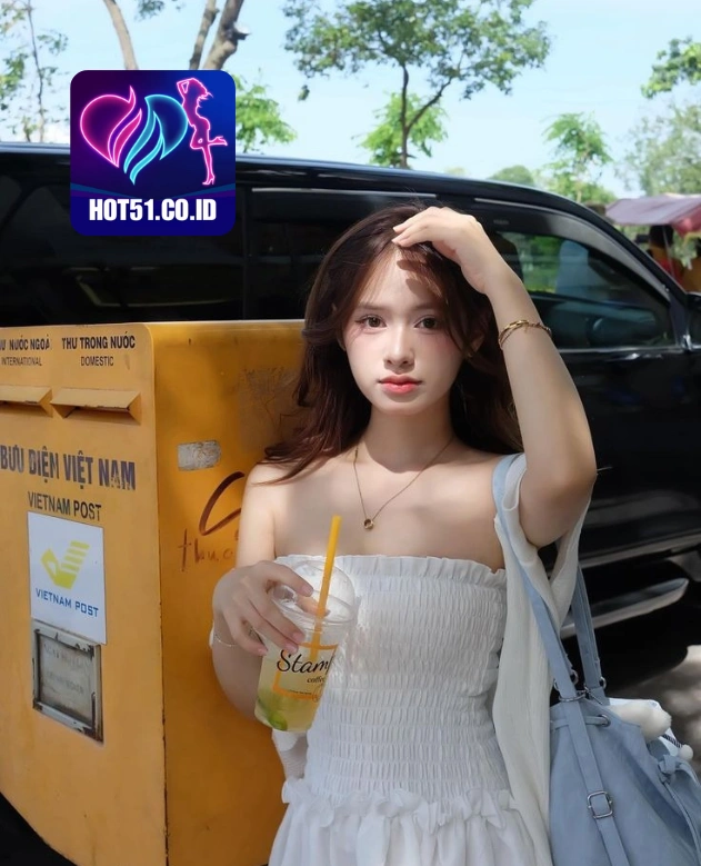 Jonathan Pierce HOT51.CO.ID