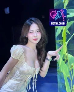 Jonathan Pierce HOT51.CO.ID