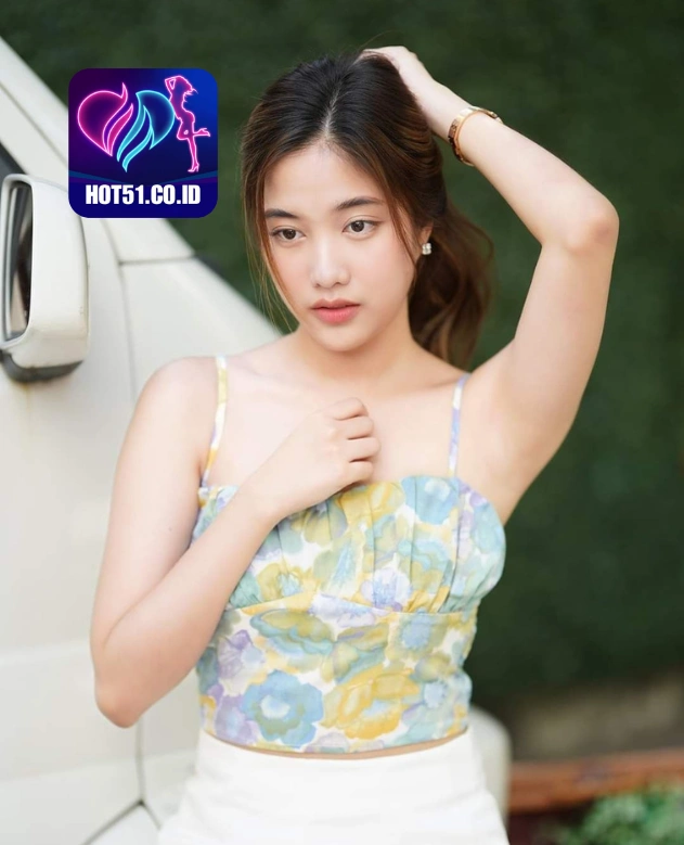 Karen Steele HOT51.CO.ID