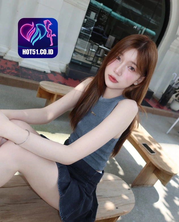 Lee Arnold HOT51.CO.ID