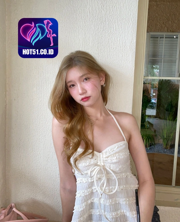 Lewis Grant HOT51.CO.ID