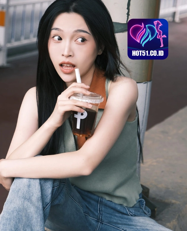 Lu Rou Chi Bu Bao HOT51.CO.ID