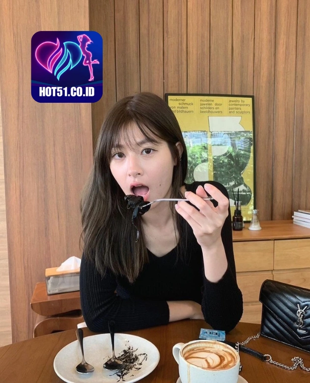 Piper Reynolds HOT51.CO.ID