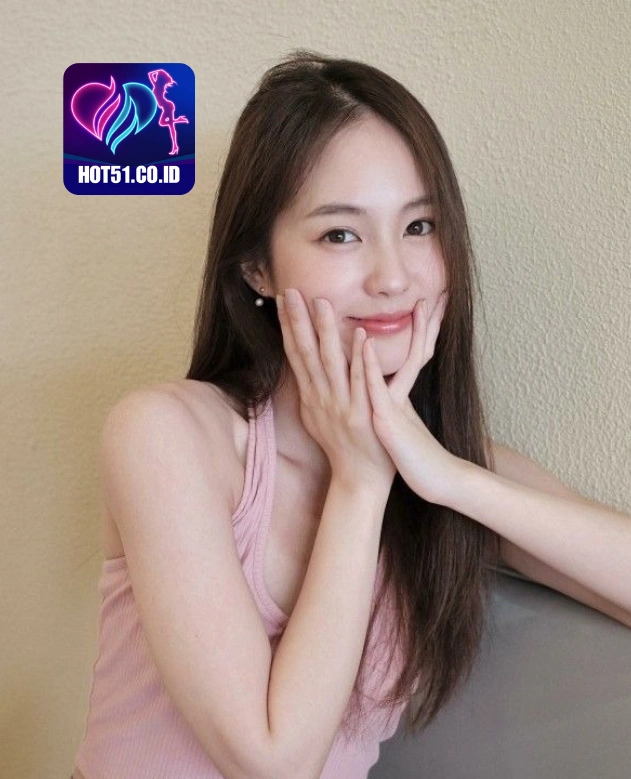 Shannon Rhodes HOT51.CO.ID