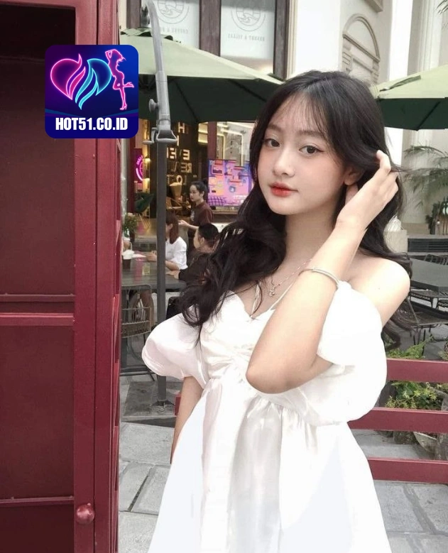 Simon Rhodes HOT51.CO.ID