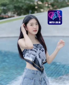 Stella Rhodes HOT51.CO.ID