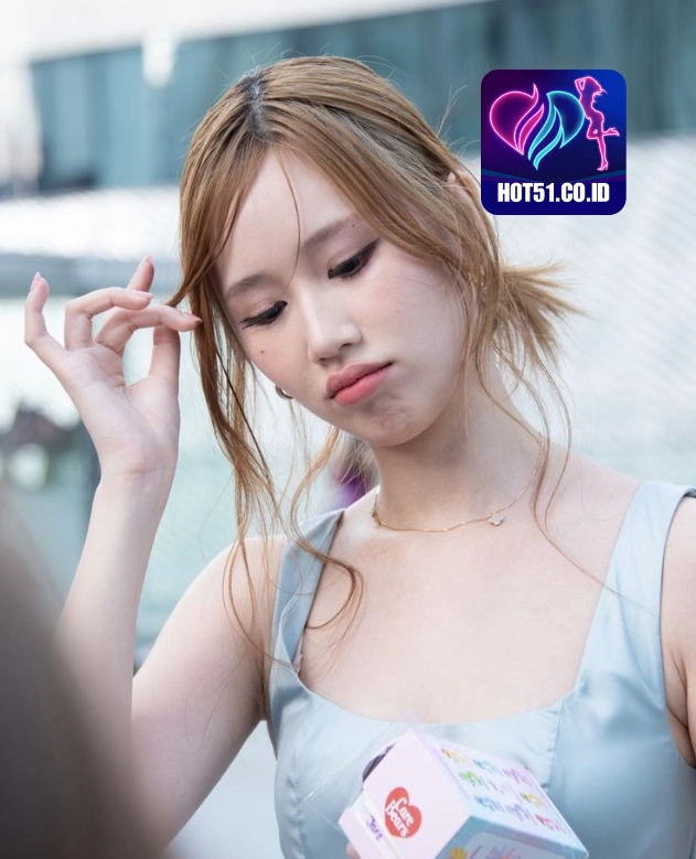 Terrence Rhodes HOT51.CO.ID