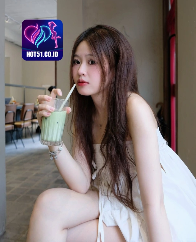 Trinity Rhodes HOT51.CO.ID