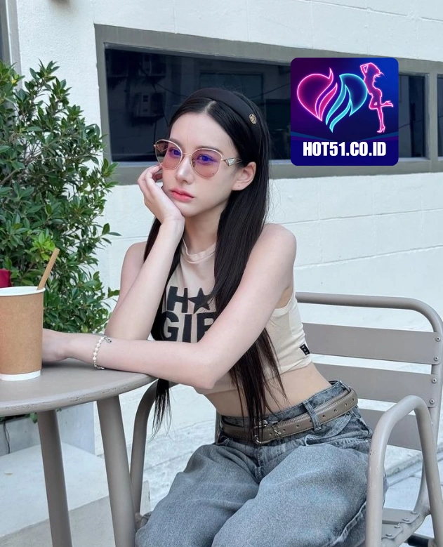 Vincent James HOT51.CO.ID