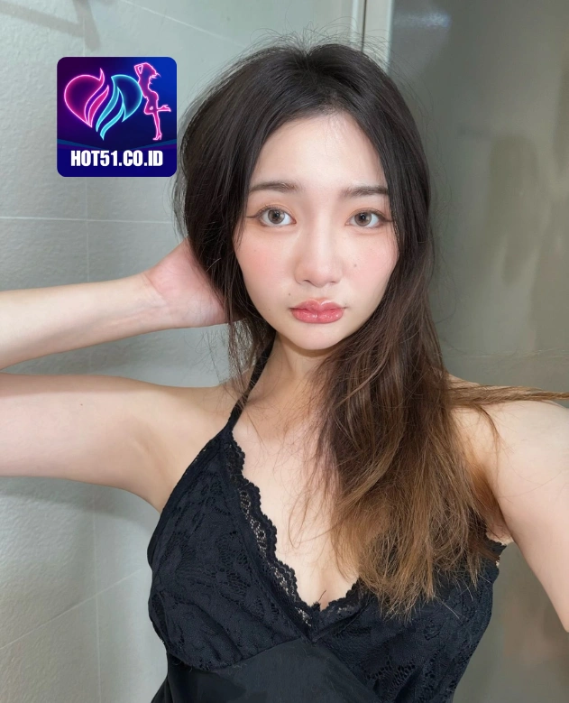 Zachary Thomas HOT51.CO.ID