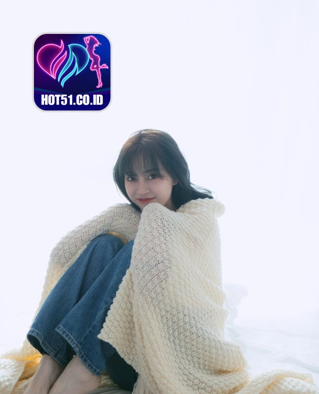 Adrian Mitchell-HOT51.CO.ID