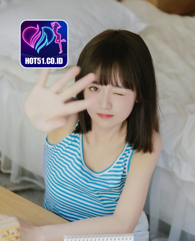 Amelia Harper-HOT51.CO.DE