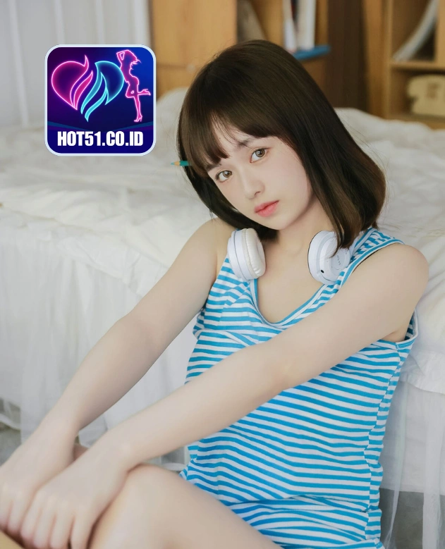 Amelia Harper-HOT51.CO.DE