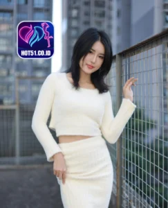 Chloe Bryant-Hot51.CO.ID