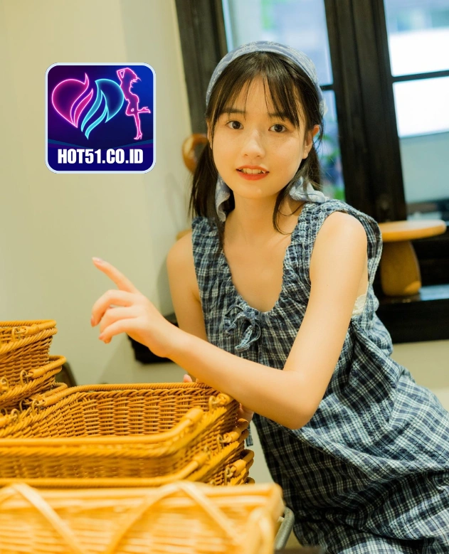 Colin Foster HOT51.CO.ID